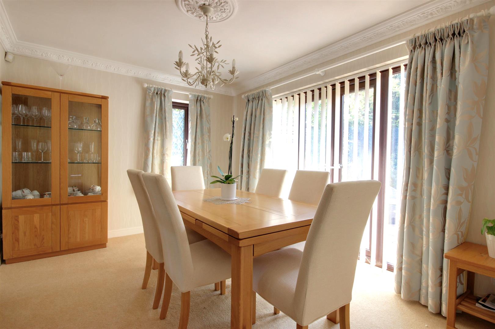 Walnut Close, Cottingham